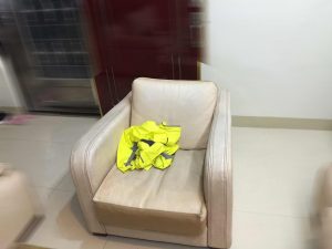 皮沙發修理前
